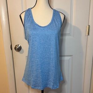 Women’s baby blue light racer back active wear tank top mesh fast drying. NWT